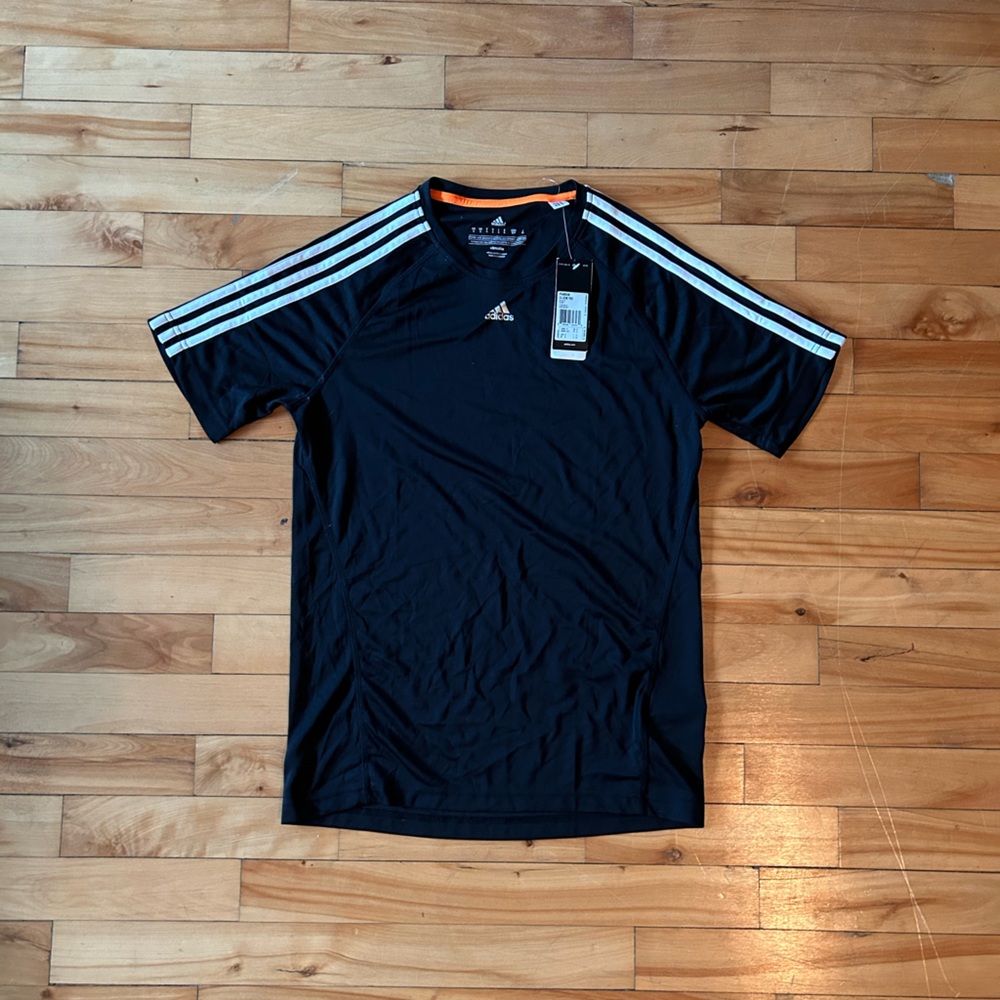 BNWT Adidas black sports shirt size:S